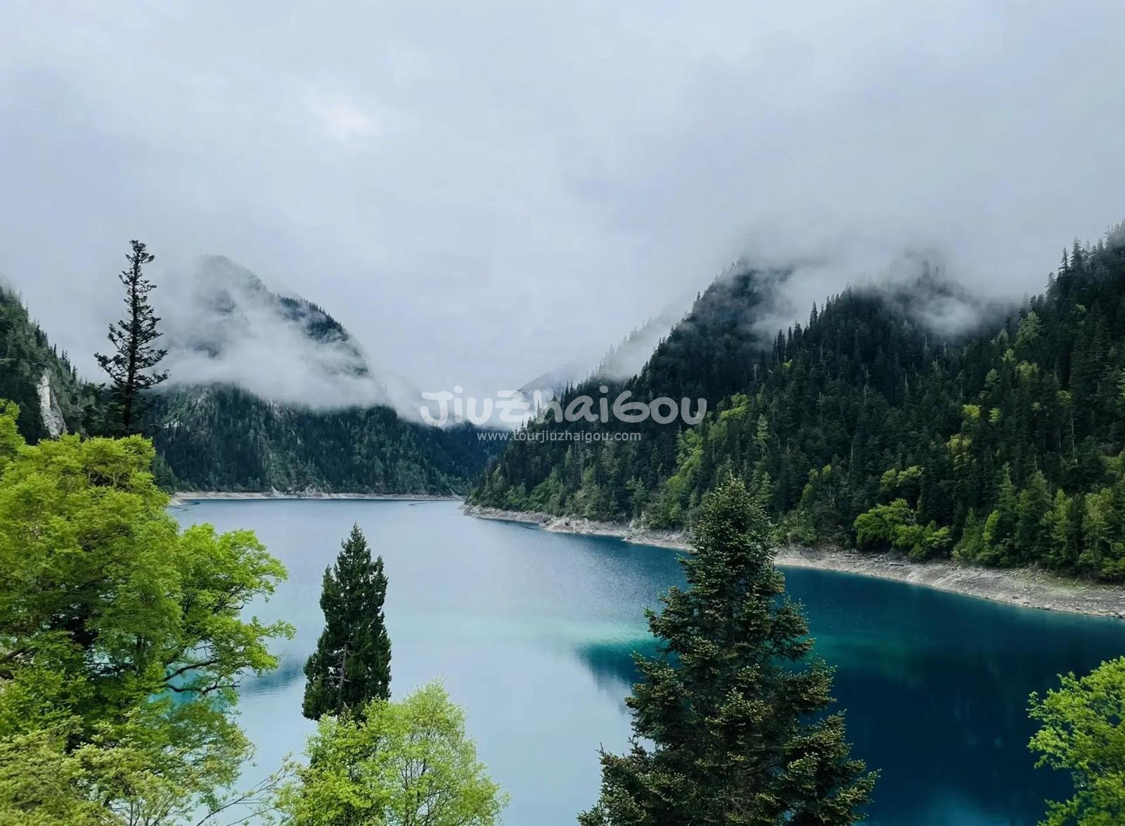 Jiuzhaigou in August 