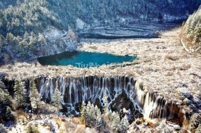 Jiuzhaigou in December