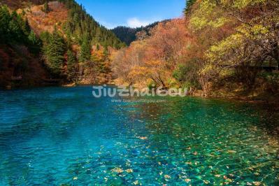 Jiuzhaigou in October
