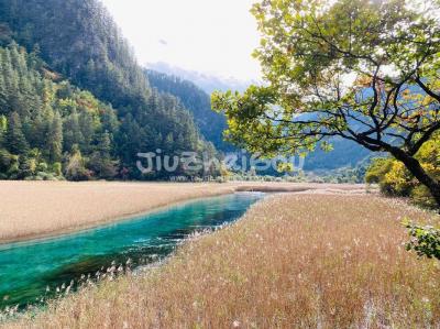 Jiuzhaigou in October