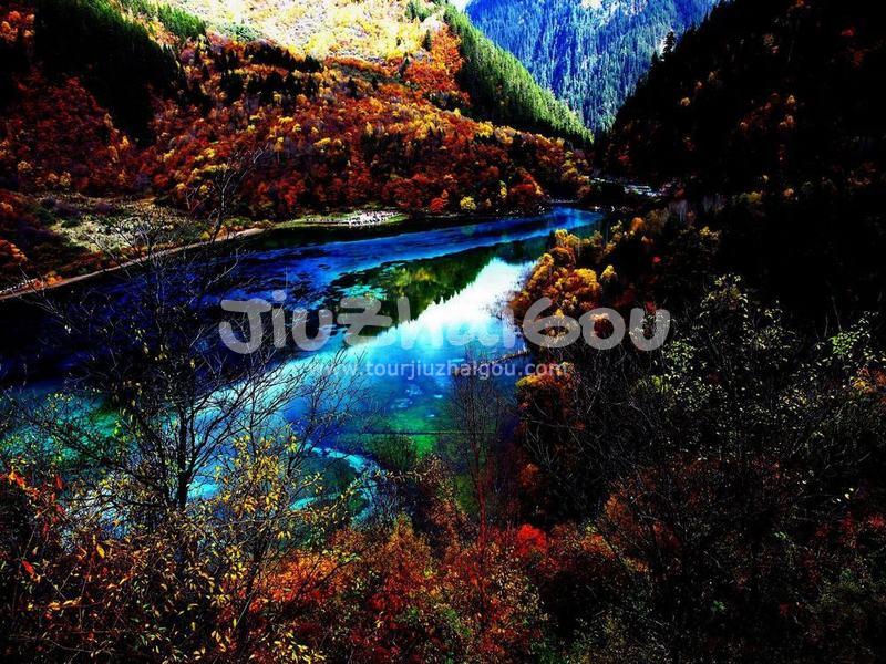  Five-Flower Lake 