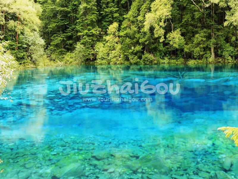 Jiuzhaigou in August 