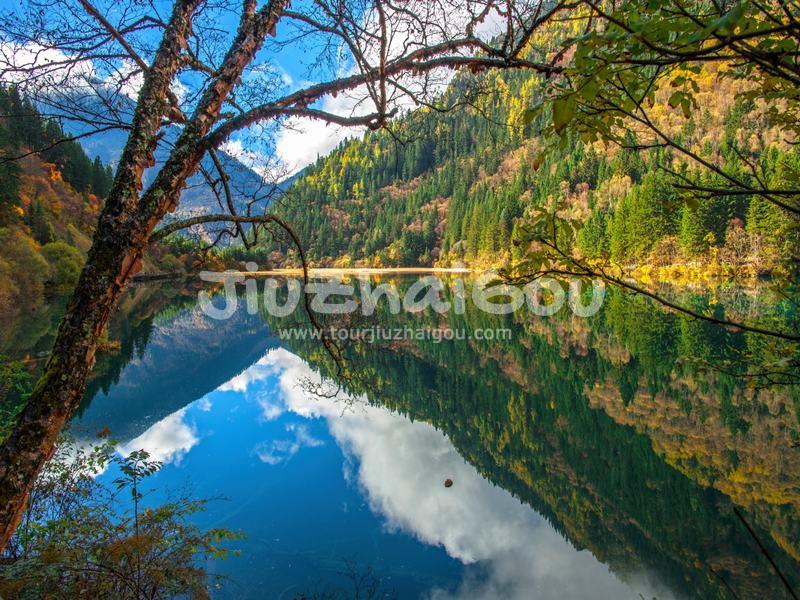 Jiuzhaigou in October