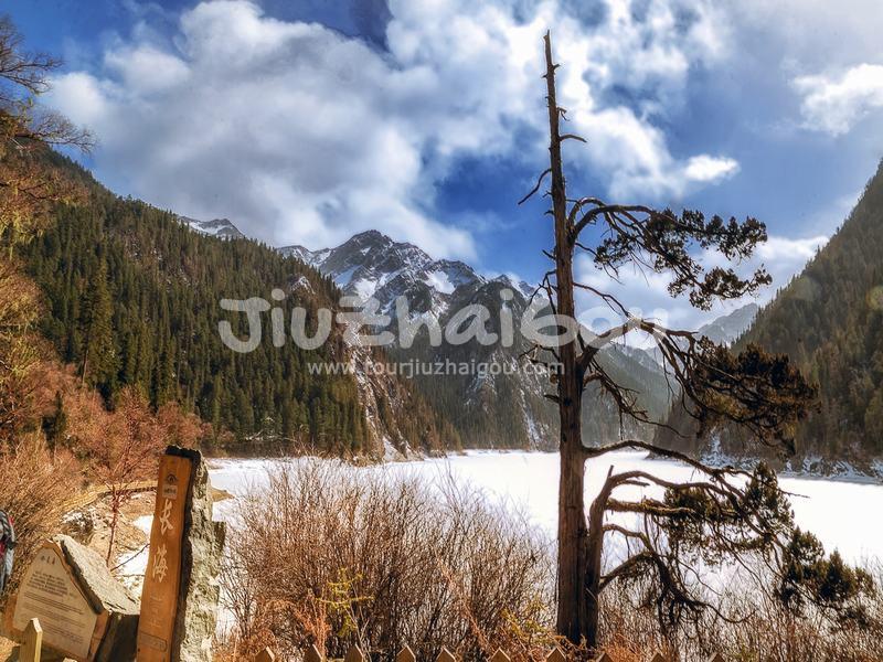 Winter in Jiuzhaigou